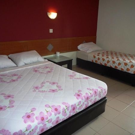 Lotus Hotel Johor Bahru Eksteriør bilde